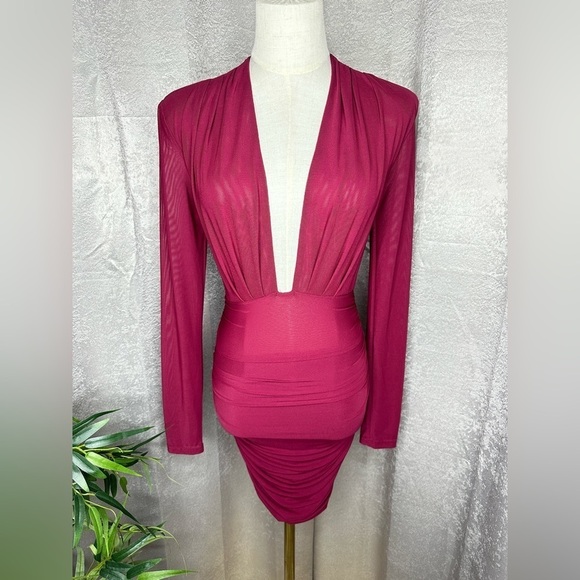 Emprada Long Sleeve Mesh Ruched Deep V Neck Mini Dress in Dark Red Sz S - Picture 1 of 11
